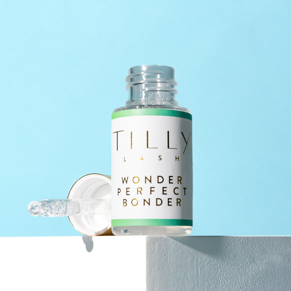 Northern Ireland, Ireland and UK-based commercial studio product photographer. 