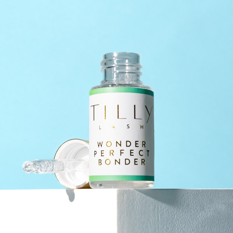 Northern Ireland, Ireland and UK-based commercial studio product photographer. 