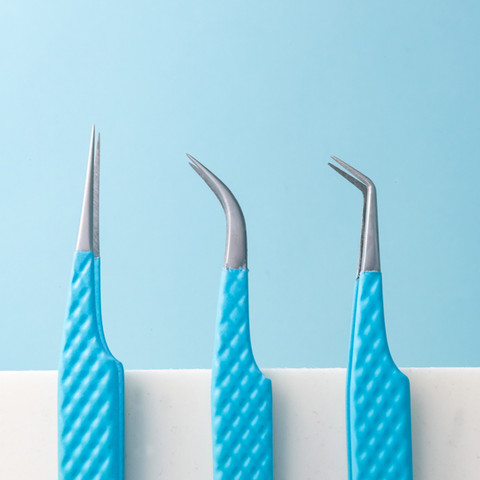 Northern Ireland, Ireland and UK-based commercial studio product photographer. 